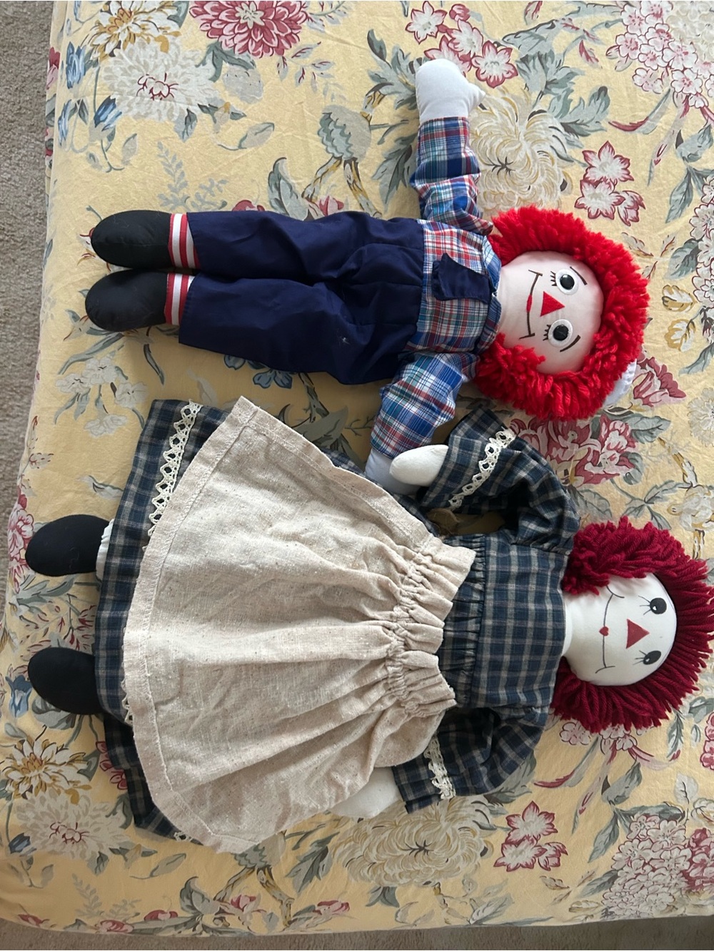 Source Unknown Red-Haired Rag Doll Pair in Plaid Outfits